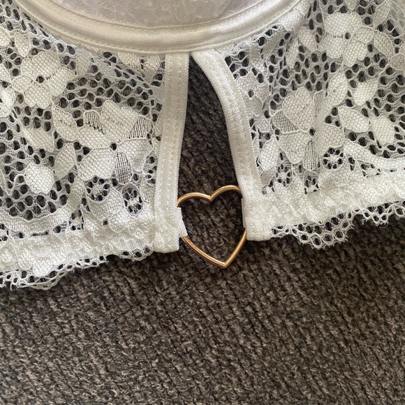 BN, no tags Lacey White Lingerie Set - Picture 12 of 12